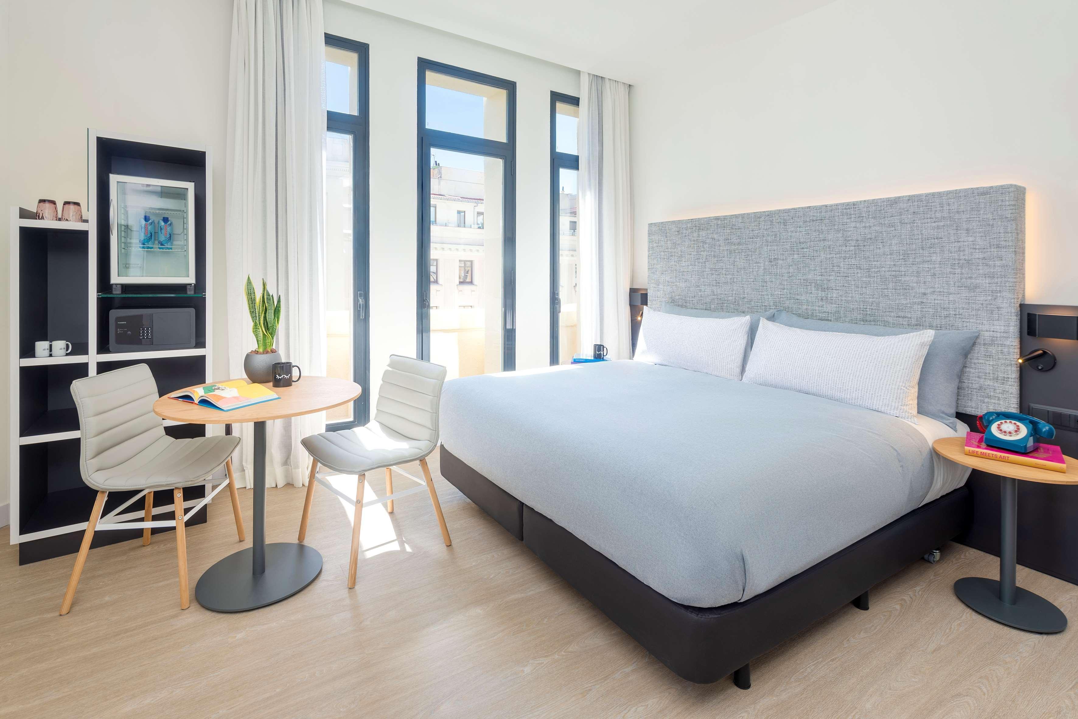 Innside By Melia Madrid Gran Via Ngoại thất bức ảnh